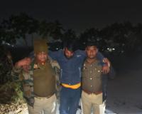 पुलिस मुठभेड़ में दो शातिर लुटेरे दबोचे, अवैध हथियार व लूटा मोबाइल बरामद