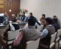 सड़क दुर्घटनाओं पर अंकुश को देर से जागा परिवहन विभाग : ट्रक, बस, टैक्सी यूनियन के पदाधिकारियों संग बैठक 