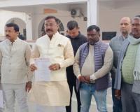 ईंट भट्‍टा एसोसिएशन ने डीएम को सौंपा ज्ञापन, अवैध ईंट भट्ठों पर कार्रवाई की मांग 