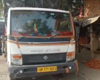 जाजमऊ में खड़ी डीसीएम का तिरपाल काटकर 60 पेटी अंग्रेजी शराब पार