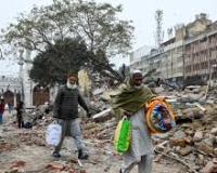 मस्जिद के निकट अतिक्रमण रोधी अभियान के दौरान हुई झड़प में पांच पुलिसकर्मी घायल, नाबालिग समेत पांच पकड़े गये