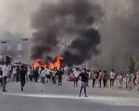 मुर्शिदाबाद में फिर तनाव, प्रदर्शनकारियों ने राष्ट्रीय राजमार्ग एवं रेल पटरियों को अवरुद्ध किया