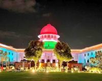 शहीद दिवस: न्यायालय के न्यायाधीशों, वकीलों ने स्वतंत्रता सेनानियों की याद में कुछ पल का मौन रखा