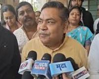 नागपुर में नामांकन वापसी को लेकर हंगामा, भाजपा उम्मीदवार को समर्थकों ने घर में बंद किया