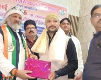 टूंडला में कांग्रेस ने पत्रकार सम्मान समारोह आयोजित किया