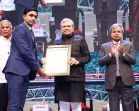 डिप्टी सीएसटीई कुश गुप्ता को रेलमंत्री ने उत्कृष्ट कार्य पर किया सम्मानित