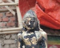 खुदाई में निकली पीली धातु की जैन मूर्ति, गांव टूडली में उमड़ा जनसैलाब