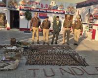 टूंडला में अवैध हथियारों का निस्तारण