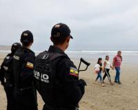 इक्वाडोर में समुद्र तट पर रस्सियों से लटके मिले पांच मानव सिर