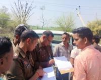 पेपर देने जा रहे बाइक सवार चचेरे भाइयों को कार ने मारी टक्कर, घायल