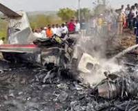 विमान हादसे से कुछ मिनट पहले अजित पवार ने की थी फोन पर बात : रिश्तेदार