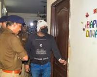 उप्र: गाजियाबाद में आत्महत्या करने वाली तीनों बहनें फोन छीन लिए जाने के बाद से थीं अवसादग्रस्त