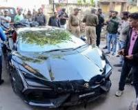 लैंबॉर्गिनी हादसा : वकील ने शिवम के गाड़ी न चलाने का दावा किया, पुलिस ने इसे नकारा