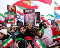 जर्मनी के म्यूनिख शहर में हजारों लोगों ने ईरान सरकार के खिलाफ प्रदर्शन किया