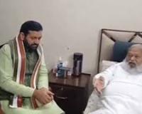 हरियाणा के मुख्यमंत्री पहुंचे अनिल विज के घर : फ्रैक्चर के बाद स्वास्थ्य की जानकारी ली