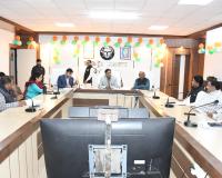 मतदाता सूची की पारदर्शिता को लेकर डीएम ने राजनीतिक दलों के प्रतिनिधियों से की बैठक 