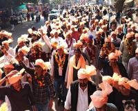 टूंडला में महाराजा सूरजमल जयंती पर निकली भव्य शोभायात्रा, जगह-जगह पुष्पवर्षा