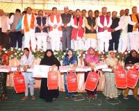 फिरोजाबाद में 609 उज्ज्वला गैस कनेक्शन वितरित