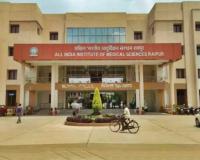 छत्तीसगढ़ के रायपुर स्थित एम्स में चिकित्सकों की कर्मी, बिस्तरों की भी किल्लत : फूलो देवी