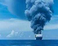 मस्कट के तट के पास मानवरहित नौका ने तेल टैंकर को टक्कर मारी, एक भारतीय की मौत