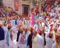 राजस्थान में धूमधाम से मनाई गई होली, खासाखोठी में पर्यटकों ने लिया सांस्कृतिक कार्यक्रम का आनंद