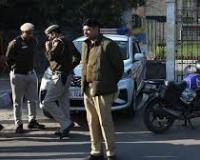 पश्चिम एशिया संकट : दिल्ली हवाई अड्डे पर 80 अंतरराष्ट्रीय उड़ानें रद्द