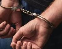 उप्र : खुद को आईएएस अधिकारी बताकर लोगों पर रौब झाड़ने वाला व्यक्ति गिरफ्तार