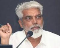 महाराष्ट्र सरकार मराठी न पढ़ाने वाले स्कूलों की मान्यता रद्द कर सकती है: मंत्री दादा भुसे