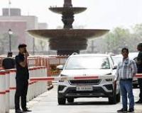 तकनीकी खराबी के कारण संसद के गेट पर लगा ‘बूम बैरियर’ गिरा, सुरक्षा अलार्म बजा