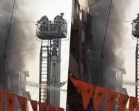 पालम में बहुमंजिला इमारत में लगी भीषण आग, तीन बच्चों सहित एक ही परिवार के सात लोगों की मौत