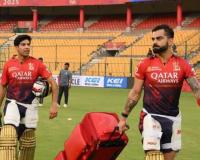 किसी भी सत्र का एक मिनट भी बर्बाद नहीं करना है , कोहली ने आरसीबी के खिलाड़ियों से कहा