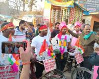 आस्था की साइकिल यात्रा: पाढ़म से पूर्णागिरी धाम के लिए श्रद्धालु रवाना