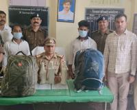 जीआरपी व आरपीएफ ने दबोचे दो शराब तस्कर गिरफ्तार