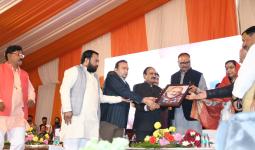 उप मुख्यमंत्री पहुंचे बाबा नीब करौरी महाराज जी की जन्मस्थली, कॉफी टेबल बुक का किया विमोचन