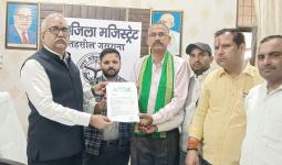 किसानों की समस्याओं को लेकर अखिल भारतीय किसान यूनियन ने एसडीएम को सौंपा ज्ञापन