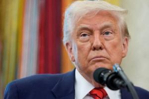 ट्रंप ने ब्रिक्स को अमेरिकी डॉलर पर ‘‘हमला’’ करार दिया