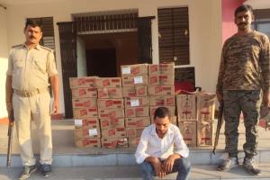 मद्यनिषेध विभाग की बड़ी सफलता, बोलेरो से 5 लाख की विदेशी शराब बरामद, एक तस्कर गिरफ्तार