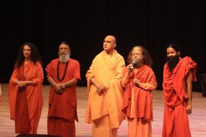 पतंजलि योगपीठ में “सनातन के शाश्वत सत्य पतंजलि वार्षिकोत्सव का आयोजन