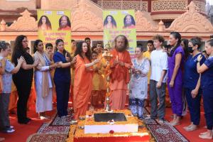 परमार्थ निकेतन में पांच दिवसीय एक्यूपंक्चर कैम्प का शुभारम्भ