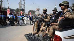 पाकिस्तान के पेशावर में अर्धसैनिक बल मुख्यालय पर आत्मघाती हमला, तीन सुरक्षाकर्मी मारे गए