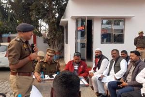 सुरक्षा को लेकर बड़ी बैठक, ग्रामीणों ने उठाई मजबूत चौकसी की मांग, पुलिस अलर्ट मोड पर