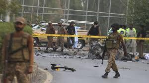 पाकिस्तान के खैबर पख्तूनख्वा में घात लगाकर किये गए हमले में सरकारी कर्मियों सहित चार की मौत