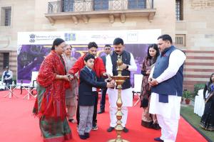 श्रीजन कार्यशाला : दिव्यांग कलाकारों की प्रतिभा को मिला सम्मान