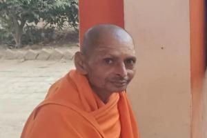 साधु बना बेटा घर लौटा तो परिवार ने पहचानने से किया इनकार