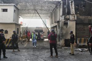 पाकिस्तान: अर्धसैनिक बल के मुख्यालय पर हमले की कोशिश नाकाम, तीन चरमपंथी ढेर