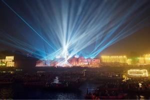 उत्तर प्रदेश में कड़ी सुरक्षा, उत्सव और भक्ति भाव के साथ मनायी गयी नए साल की पूर्व संध्या