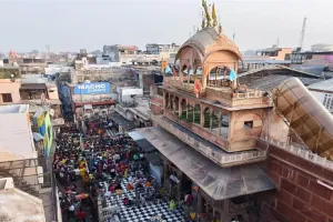 वृंदावन में बांके बिहारी मंदिर कॉरिडोर के निर्माण के लिए पहली रजिस्ट्री संपन्न
