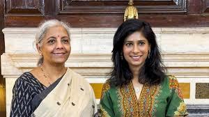 भारत ने कई मोर्चों पर प्रगति की, 'मध्यम आय के जाल' से बचने की जरूरत: चेयरमैन, ईएसी-पीएम