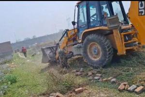 मुरादाबाद विकास प्राधिकरण की बड़ी कार्रवाई अवैध प्लाटिंग ध्वस्तीकरण 