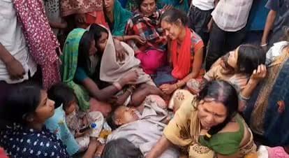 बिहार में पुलिस दल पर भीड़ का हमला, एक व्यक्ति की मौत, चार पुलिसकर्मी घायल